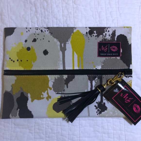 NEW Makeup Junkie Bag Size Medium Paint Splatter - Picture 2 of 8